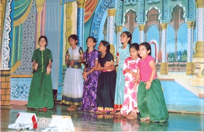 Kurkul (far right) with her six sisters for an outing