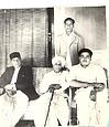 Savai gandharva in his last years. To his left is babu rao deshmuk, and his son in the right. Bhimsen joshi is standing